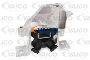 Motorkudde, Höger, DACIA DUSTER, DUSTER Skåp/SUV, LOGAN II, RENAULT DUSTER, SANDERO/STEPWAY II, 11 21 058 67R