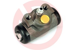 Hjulcylinder, Bakaxel höger, HYUNDAI GALLOPER II, MITSUBISHI DELICA / SPACE GEAR, L200, L400 Buss, L400 Skåp, PAJERO II, MB500739, MD500