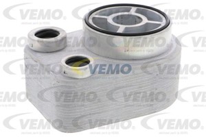 Oljekylare, motor, DACIA,INFINITI,MERCEDES-BENZ,NISSAN,RENAULT,SUZUKI, 16600-84A00, 16600-84A00-000, 21 30 593 24R, 21300-00Q0B, 2130000