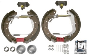 Bromsbackar, sats, Bakaxel, FORD MAVERICK, NISSAN TERRANO II